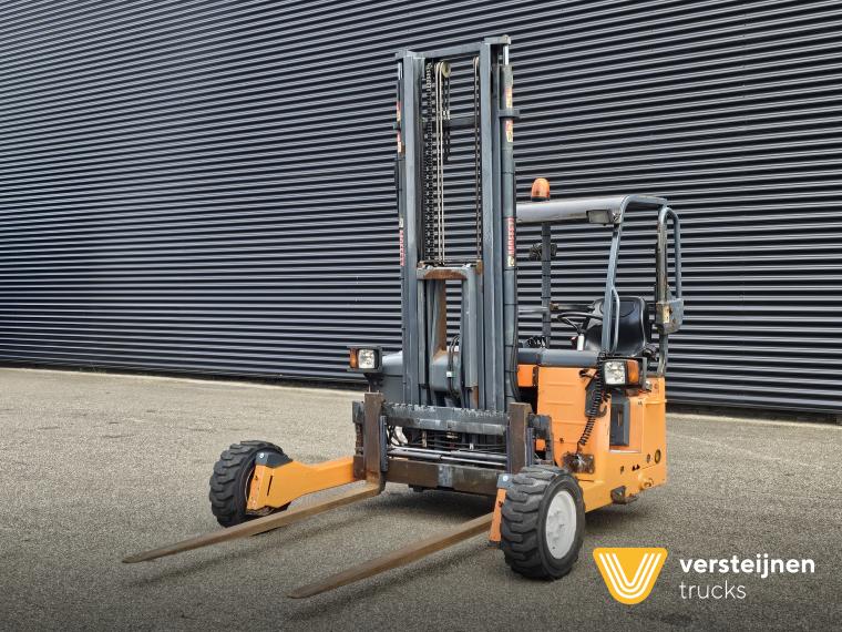 Moffett MOFFETT M4 25.3 / TRUCK-MOUNTED FORKLIFT / 2500KG